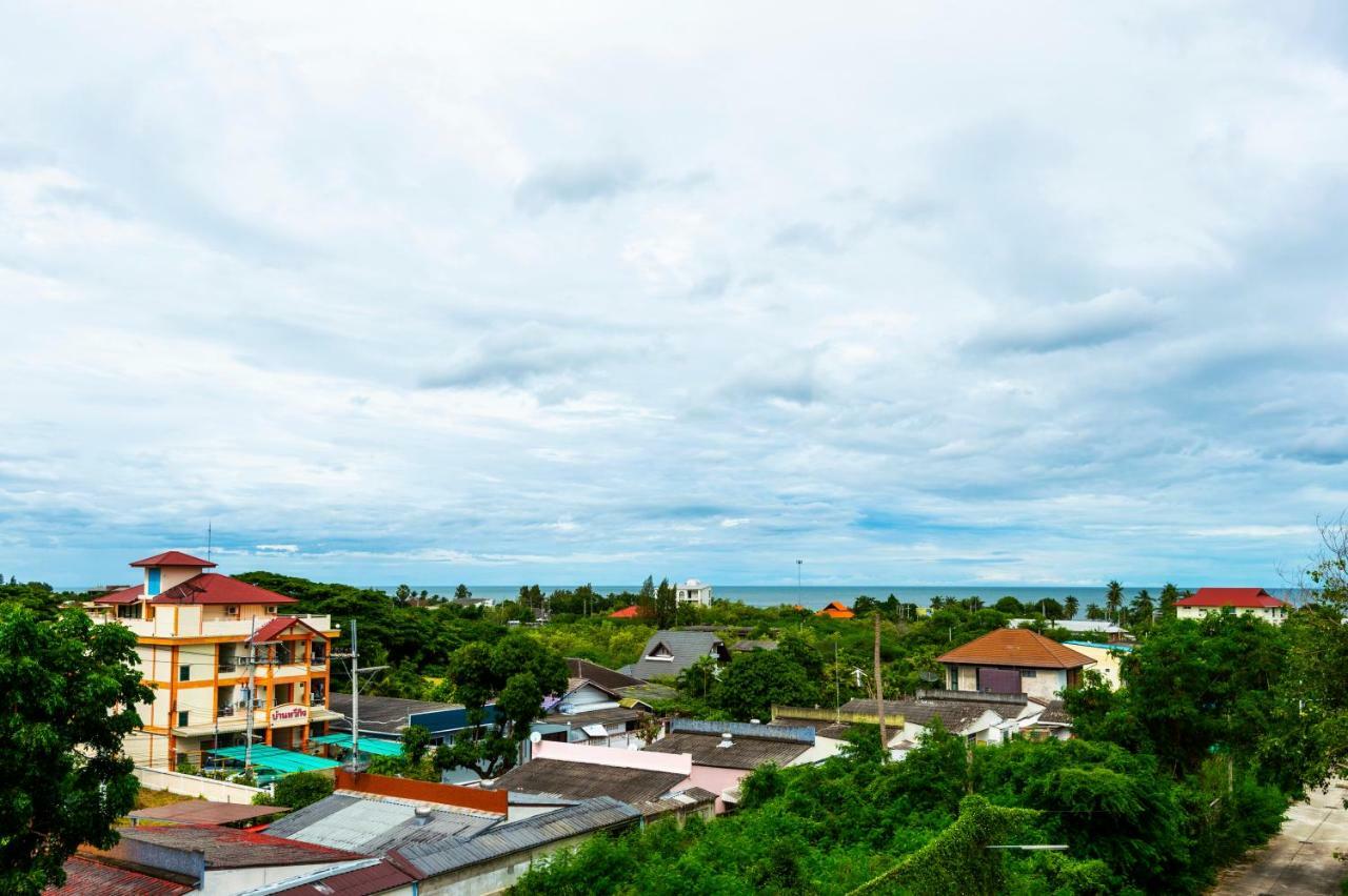 Baan Nilawan Hua Hin Hotel Exterior photo